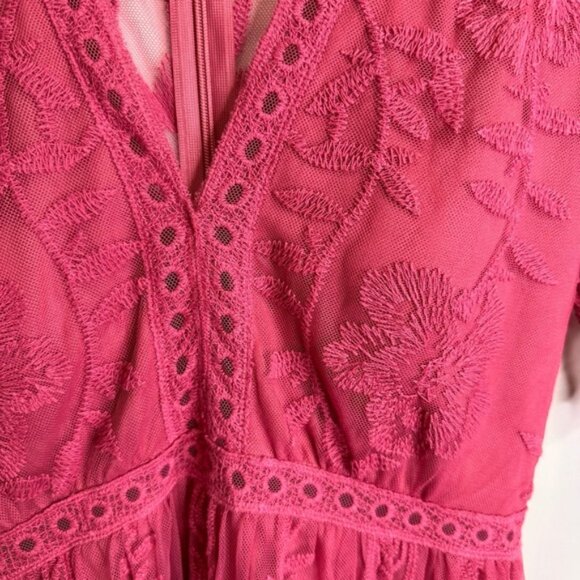 Honey Punch Pink Lace Romper Maxi Dress Size Small Plunging Neckline Feminine - Picture 4 of 15